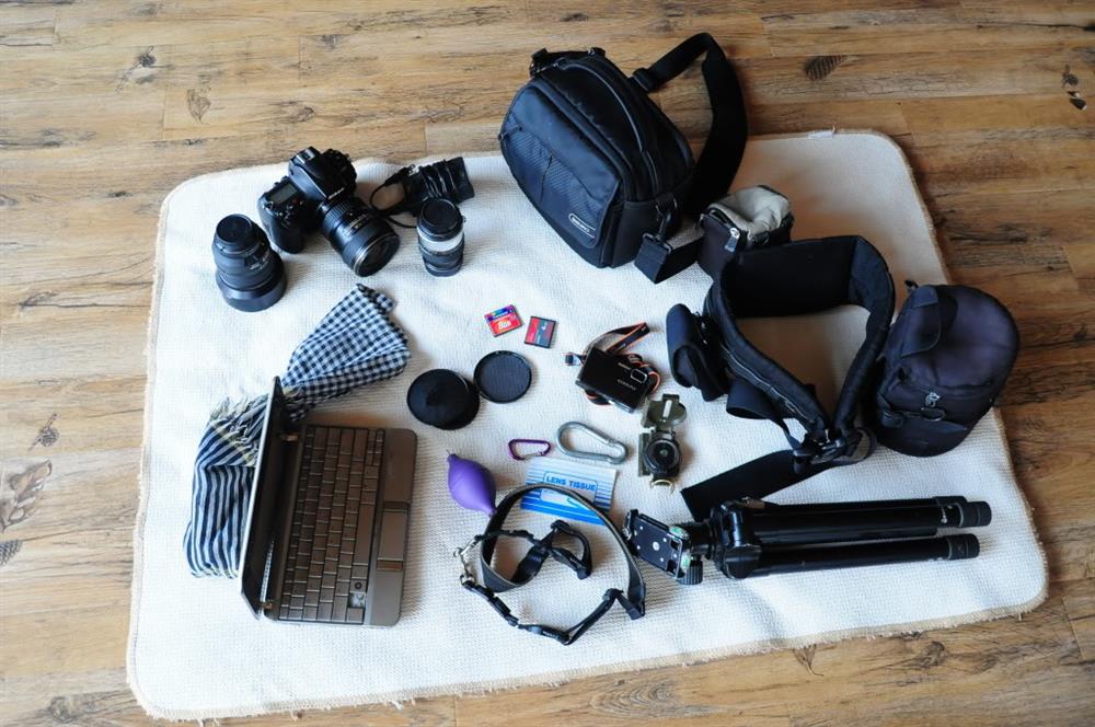 Cần lựa chọn đồ công nghệ phù hợp để mang theo khi đi du lịch