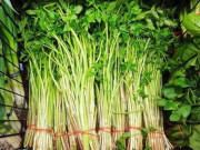 Sức khỏe - Loại rau giàu chất chống oxy hóa, hỗ trợ phòng ngừa ung thư, đang vào mùa bán đầy ở chợ Việt