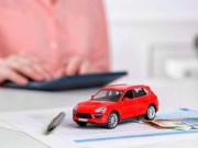 Năm 2026, mua ô tô phải nộp các khoản phí nào?