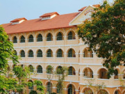 Tin tức - 12 ngôi trường THPT trên 100 năm tuổi: Đều là “lò” đào tạo nhân tài, cựu học sinh toàn người nổi tiếng