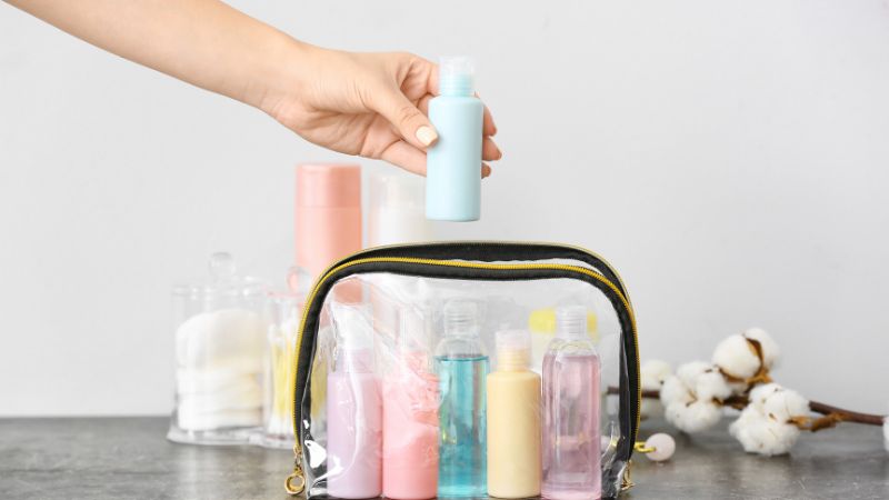 Nên sử dụng mỹ phẩm có dung lượng nhỏ