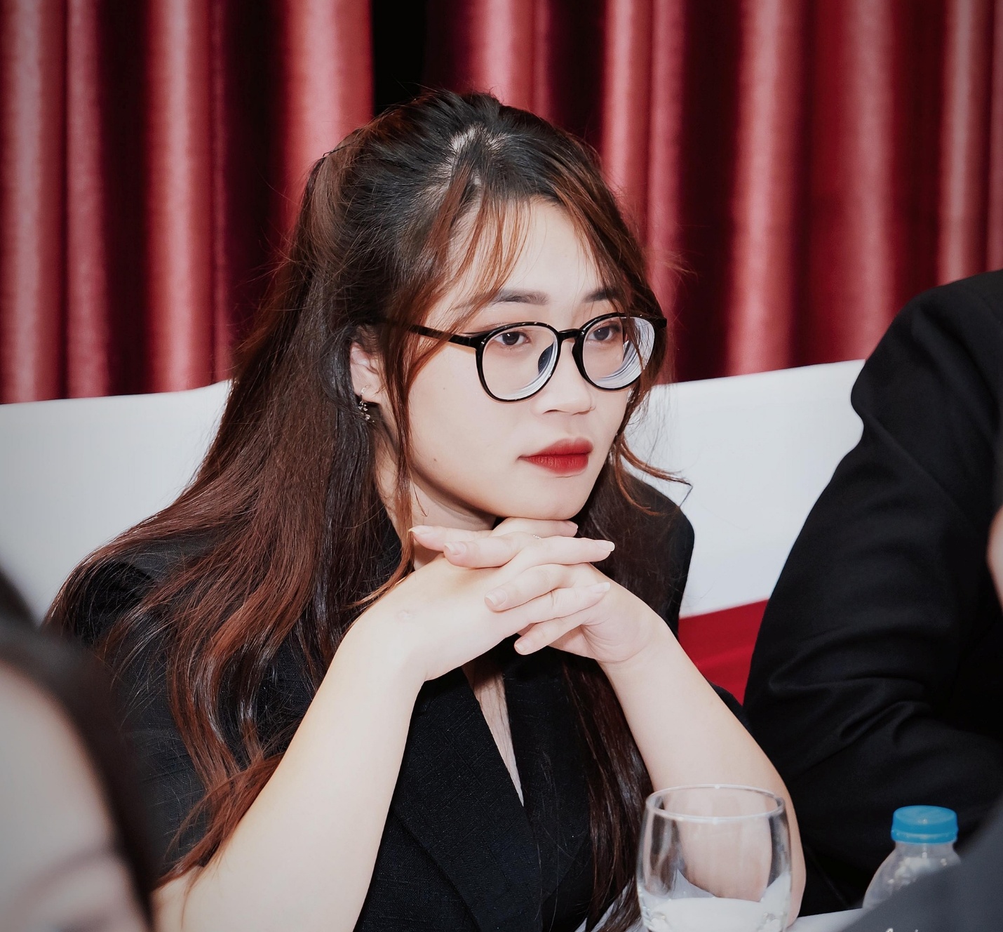 Kỷ luật và nỗ lực giúp Mai Châm có thể “cân” mọi vai trò