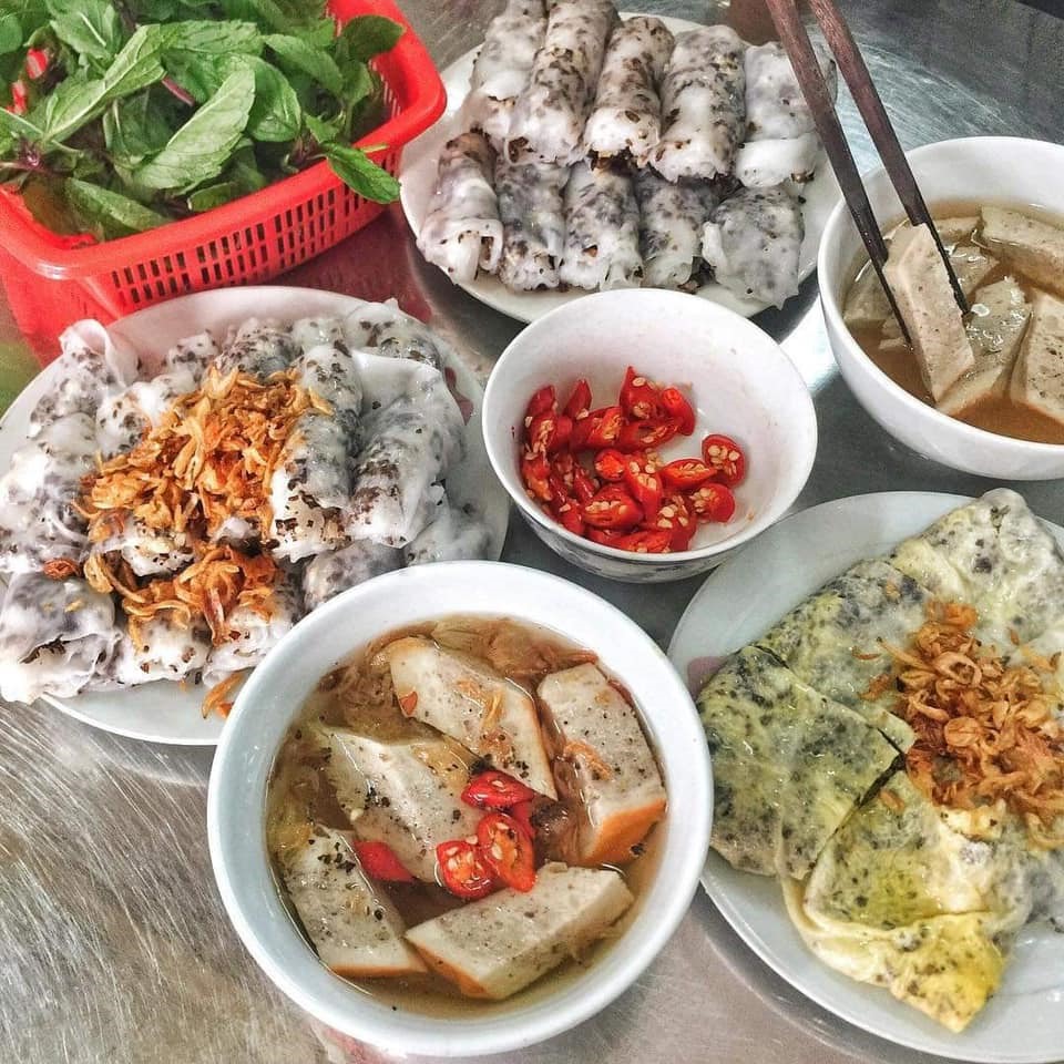 Món bánh cuốn hấp dẫn