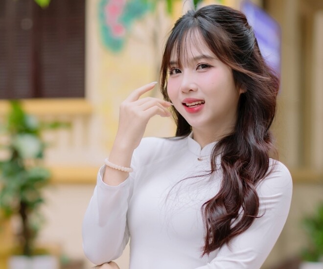 Nữ thủ khoa Trần Thị Ngọc Hoài đã tìm thấy phiên bản tốt hơn của chính mình