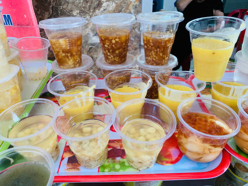 Thưởng thức chè ngon tại chợ Cố Đạo với giá khá bình dân, không đắt đỏ như mọi người nghĩ