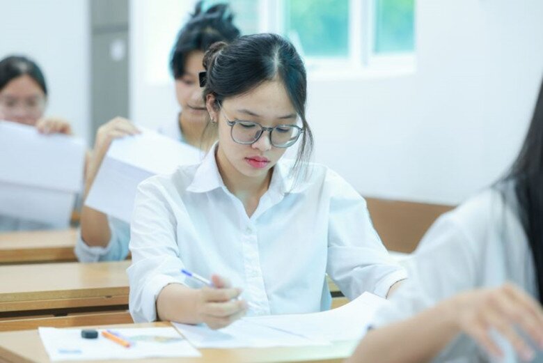 Áp lực thi cử là vấn đề mà nhiều sĩ tử gặp phải trong các mùa tuyển sinh 