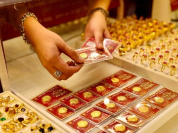Giá vàng thế giới bật tăng, vàng trong nước ra sao?