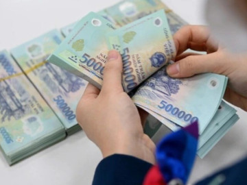 Tiền lương làm thêm giờ của người lao động được miễn thuế TNCN không?