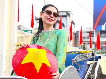 Người Dân Đổ Xô Diện Áo Dài Chụp Ảnh, Check-In Chợ Bến Thành Dịp Cận Tết