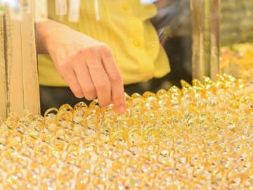 Giá vàng, giá bạc bật tăng mạnh
