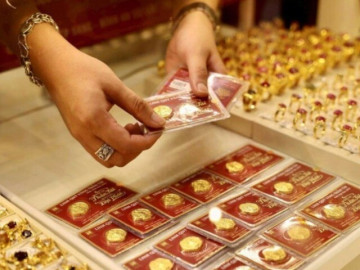 Giá vàng đồng loạt tăng rất mạnh