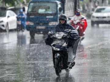 Cảnh báo mưa dông khu vực nội thành Hà Nội