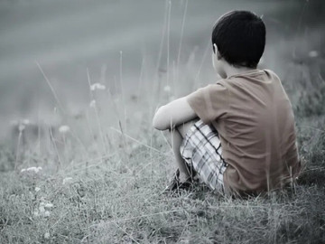 Để lạc mất con trai 6 tuổi, mẹ đi tìm đến hết cuộc đời, 50 năm sau mới có duyên đoàn tụ thì mẹ không còn nữa