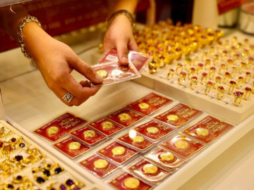 Giá vàng tiếp tục tăng mạnh