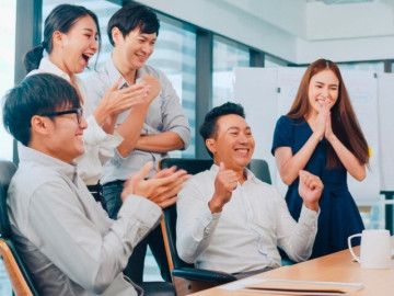 3 nhóm nghề không lo mất việc vì AI, dự đoán trở thành xu hướng trong năm mới Bính Ngọ 2026