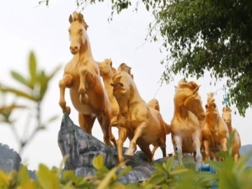 Quảng Ninh dẫn đầu cuộc bình chọn linh vật ngựa đẹp nhất Tết Bính Ngọ