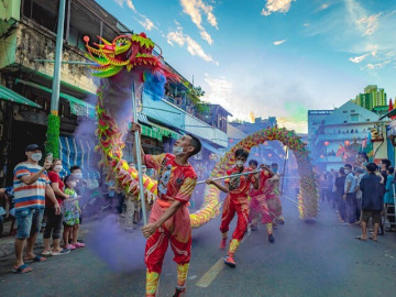 Chuỗi lễ hội Rằm tháng Giêng độc đáo của người Hoa ở Chợ Lớn