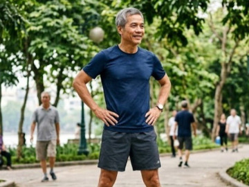 Sức khỏe - 4 bài tập buổi sáng giúp giảm cứng khớp sau tuổi 55