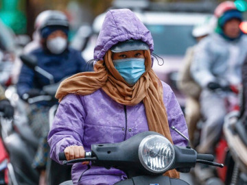 Diễn biến mới nhất của đợt không khí lạnh, có thể gây lốc, sét, mưa đá và gió giật mạnh trên biển