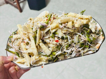 Đặc sản giải ngán đầu năm ở Tây Bắc, khách Hà Nội vượt trăm km đến thưởng thức