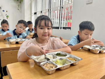 Quy trình 10 bước "siết" an toàn bữa ăn bán trú trường học tại Hà Nội