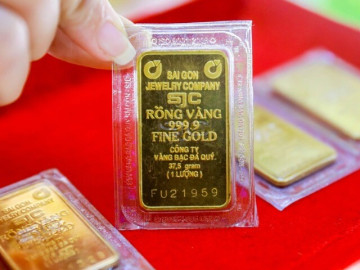 Giá vàng miếng SJC, vàng nhẫn tăng gần 13 triệu đồng trong 3 ngày