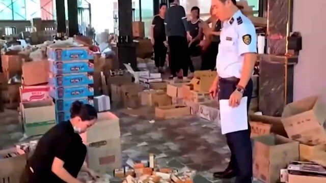 Xử lý hơn 123.000 vụ buôn lậu, gian lận thương mại trong năm 2025