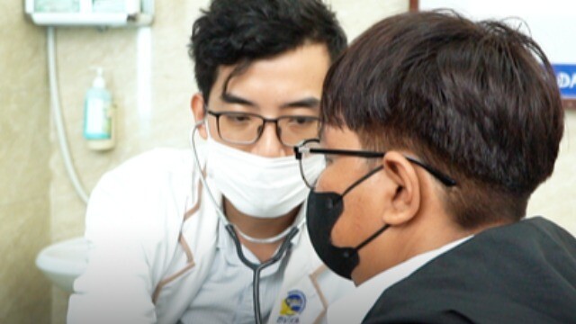 Cứu cô gái 19 tuổi thoát khỏi nguy cơ mang ống thông tiểu suốt đời