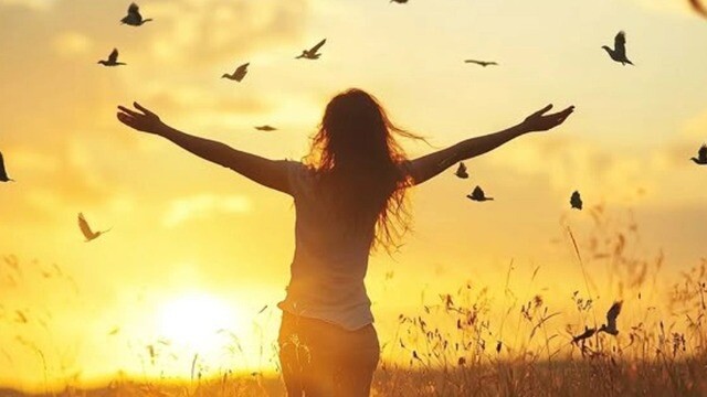 Khi cảm xúc sắp 'bùng nổ', hãy thử 5 cách đơn giản này để lấy lại bình tĩnh