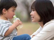 Clip Eva - Nuôi dạy con không phải lúc nào cũng ôm chặt: 3 thời điểm cha mẹ nên buông tay