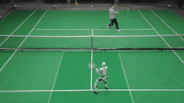 Robot hình người chơi tennis, đỡ bóng chính xác 96%
