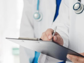 Ho kéo dài nhiều tháng, bé trai 7 tháng tuổi được phát hiện nuốt kim băng sát động mạch chủ