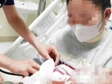 Bé 3 tuổi nguy kịch, phải thở máy do bị chó nhà nặng 30kg tấn công