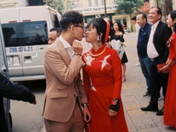 Hoàng Dũng đã làm lễ cưới từ lâu, đến nay mới công bố.