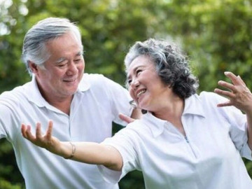 Không cần đoán: Đến tuổi 50, chỉ cần nhìn 6 điều này là biết một người sống sướng hay khổ