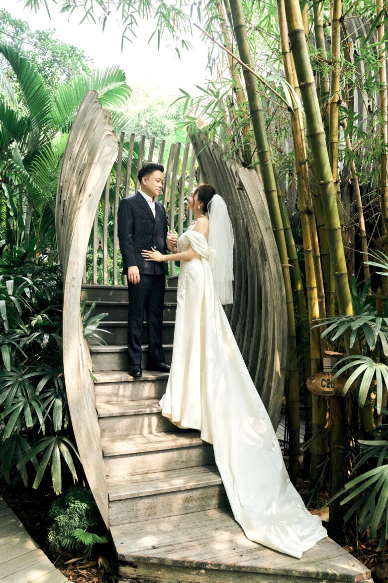 Hai vợ chồng đã nắm tay nhau đi qua giai đoạn khó khăn của cuộc đời.