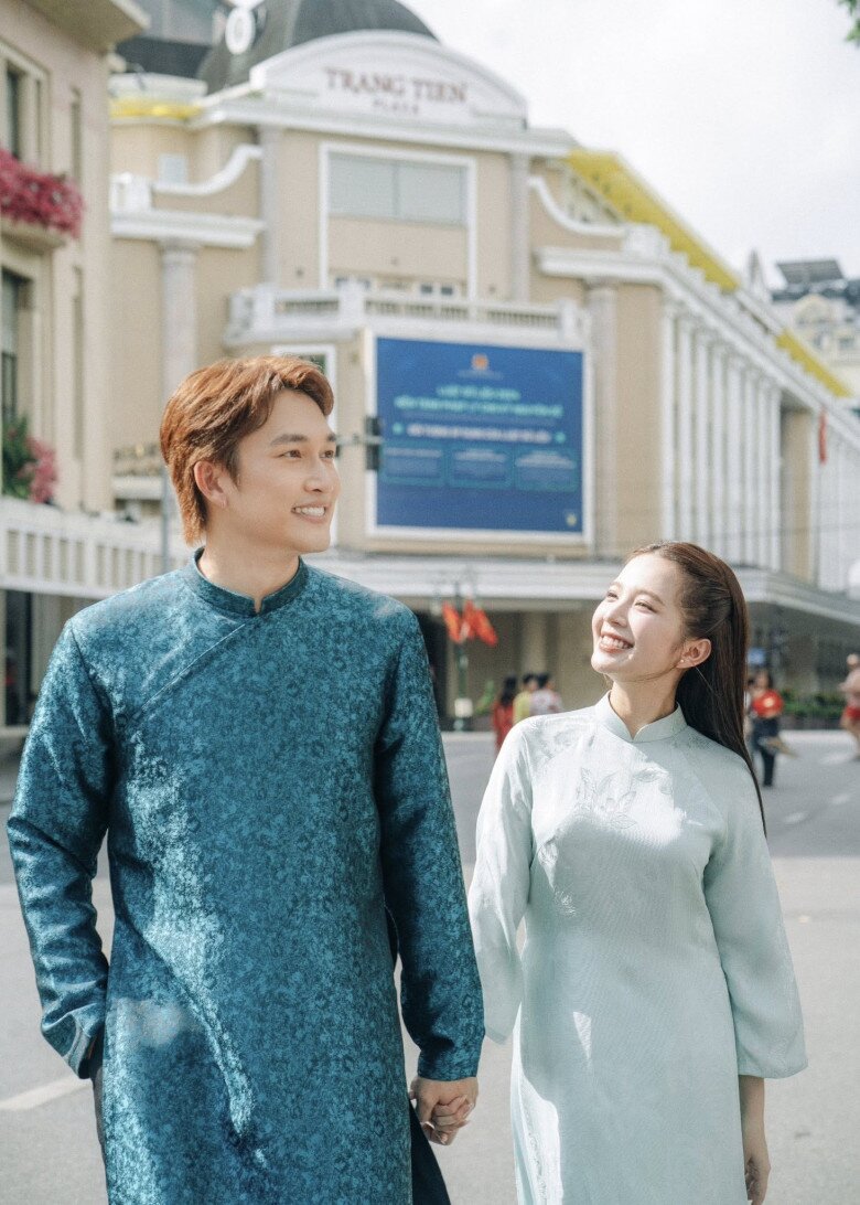 Ngọc Huyền được Đình Tú cầu hôn vào tháng 6/2025.