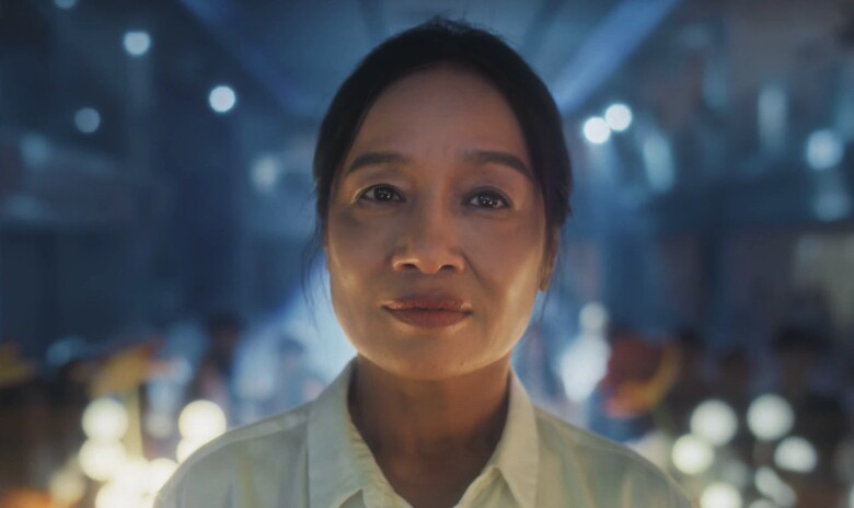 Mưa Trên Cánh Bướm là phim đầu tiên nghệ sĩ Tú Oanh đảm nhận vai chính.