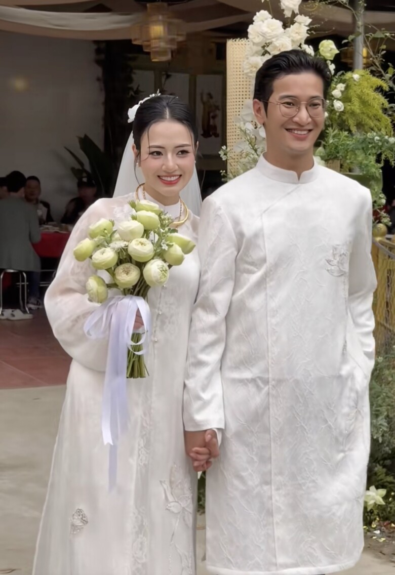 Trọng Trí vừa là người bạn tri kỉ, đồng nghiệp, vừa là hậu phương vững chắc của Việt Hoa.