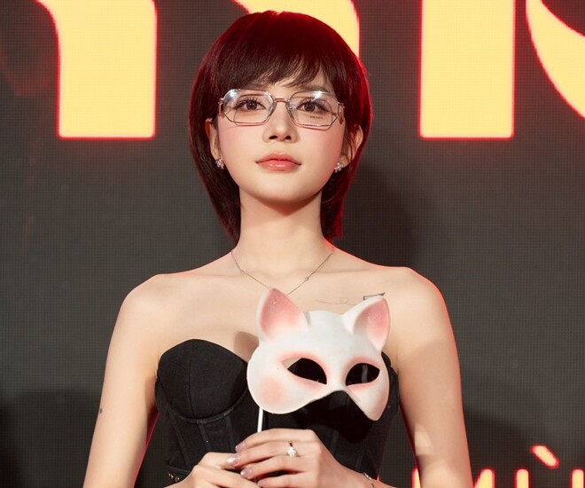 Quen thuộc với khán giả qua hình ảnh một nữ ca sĩ - nhạc sĩ tài năng cùng những bản hit ngọt ngào, LyLy bất ngờ rẽ hướng sang điện ảnh.