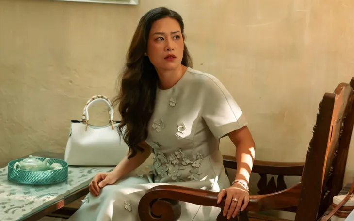 Hà Hương thủ vai Phương Tứ trong Thế Hệ Kỳ Tích.