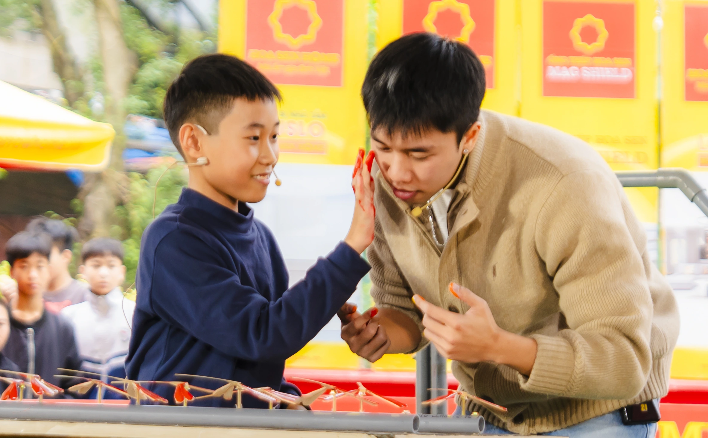 Long Vũ gây chú ý khi góp mặt trong chương trình Mái Ấm Gia Đình Việt.