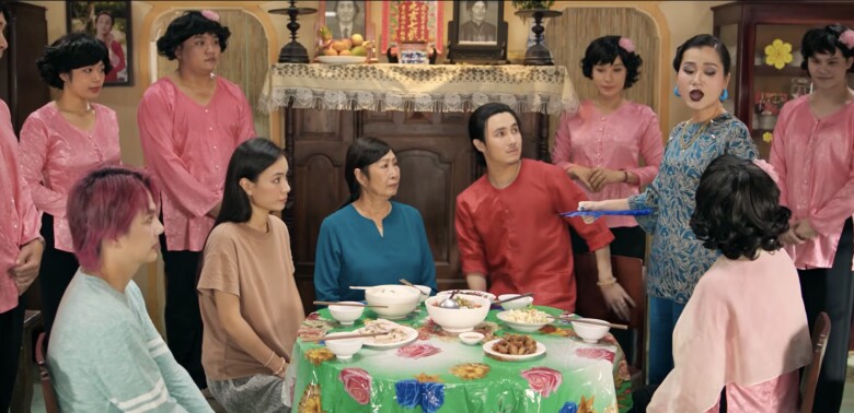 Cậu Út Cậu Con Cúc 5 tiếp tục tạo không khí vui tươi, rộn ràng đặc trưng của ngày Tết.