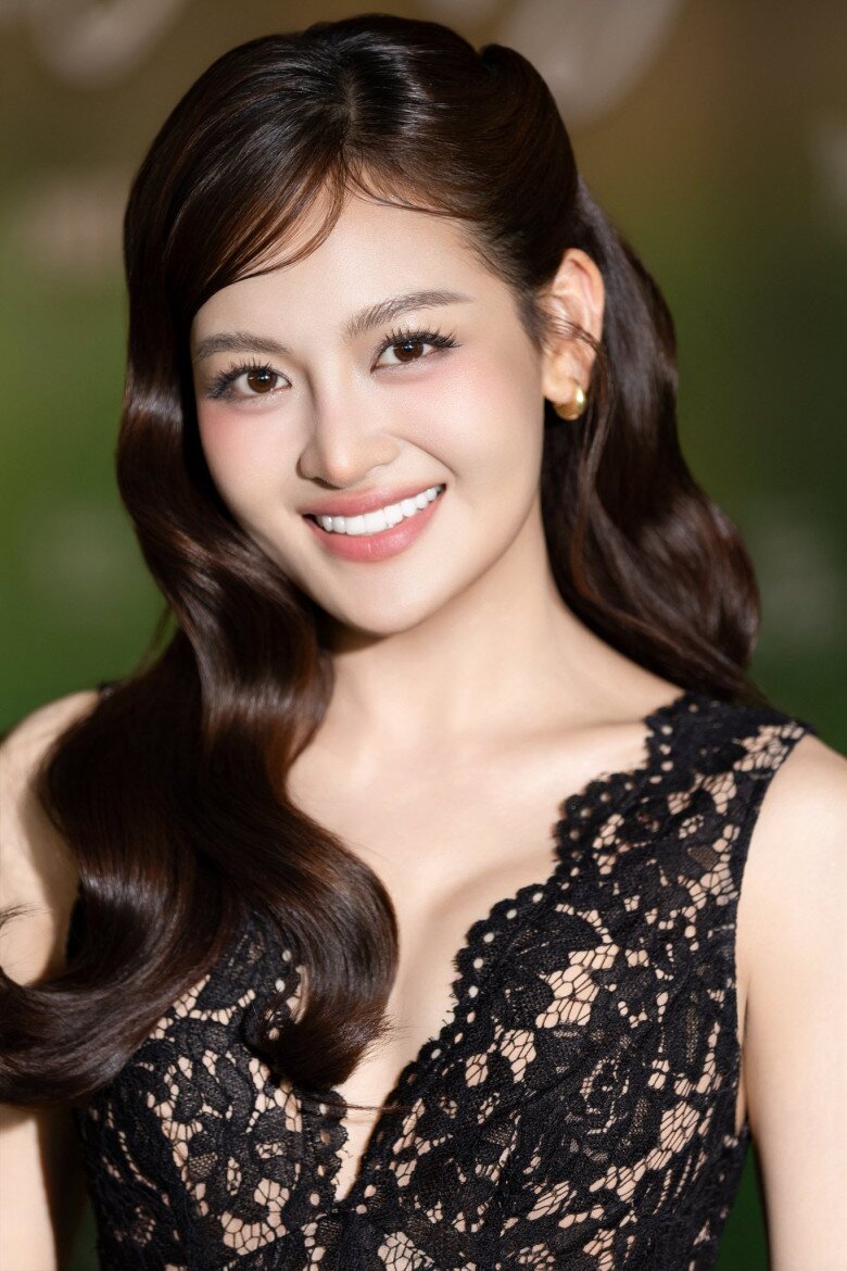 Thuỳ Anh từng không được bố mẹ ủng hộ khi theo đuổi nghệ thuật.