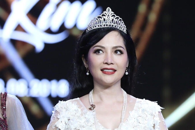 Thay vì lấn sâu vào làng giải trí, Thiên Nga chú trọng con đường học hành.