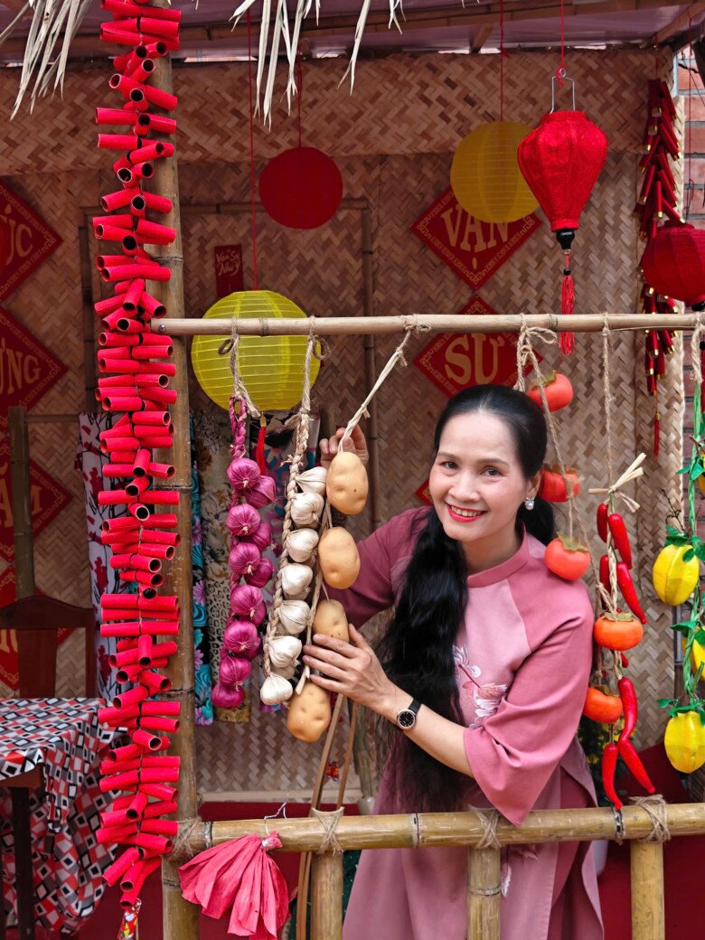 Nữ diễn viên thường xuyên chia sẻ cuộc sống trên MXH.