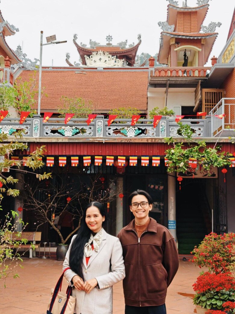 Minh Nguyệt và con trai trong dịp Tết Nguyên đán vừa qua.