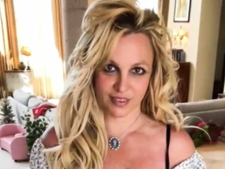 Britney Spears bị bắt vì lái xe khi say rượu