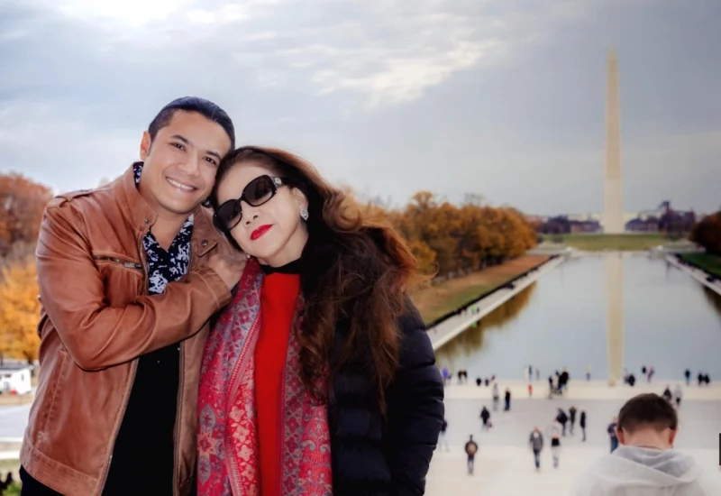 Kasim Hoàng Vũ và mẹ - nữ hoàng nhạc rock Bích Phương.