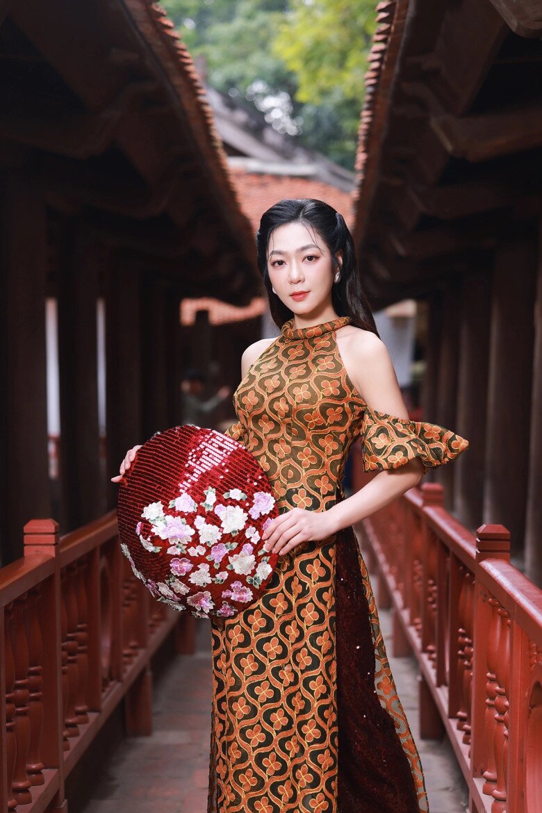 Nữ ca sĩ vực dậy mạnh mẽ sau những biến cố cuộc đời.